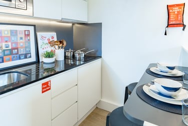 Deluxe Studio at Spring Mews, Tinworth Street, Vauxhall, London, SE115EL - Image 8